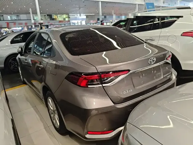 Toyota Corolla — Фото автомобиля 23