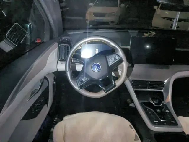 BYD Song Pro — Фото автомобиля 11
