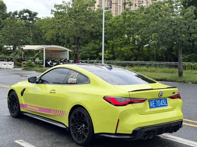 BMW M4 — Фото автомобиля 6