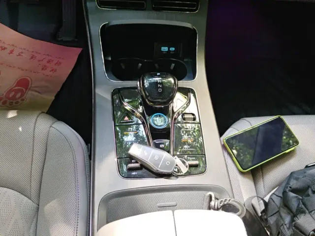 BYD Han — Фото автомобиля 13