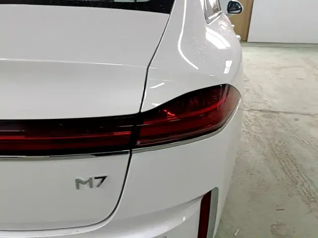 Roewe M7 DMH — Фото автомобиля 7