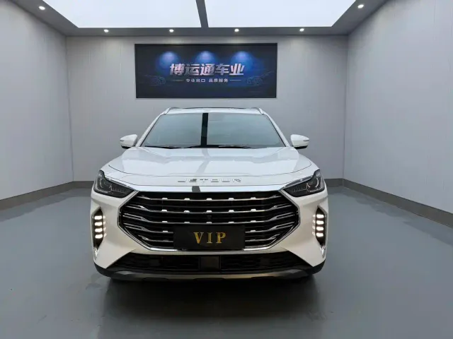 Jetour X70 Plus — Фото автомобиля 2