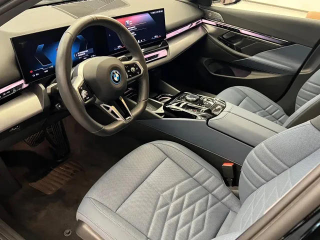 BMW i5 — Фото автомобиля 8