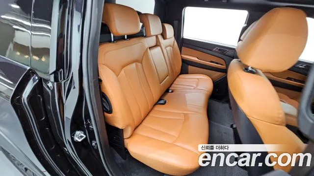KG_Mobility_Ssangyong Rexton Новый Rexton Sport Khan Дизель 2.2 4WD — Фото автомобиля 11