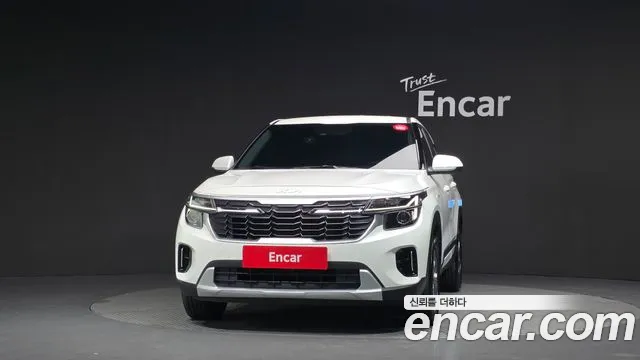 Kia Seltos Новый Seltos Бензин 2.0 2WD — Фото автомобиля 3
