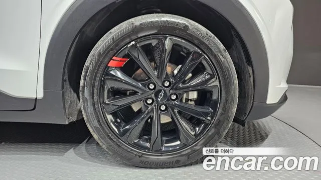 Chevrolet Bolt EUV — Фото автомобиля 6