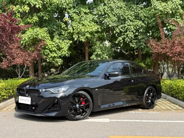 Фотография автомобиля — BMW M240i