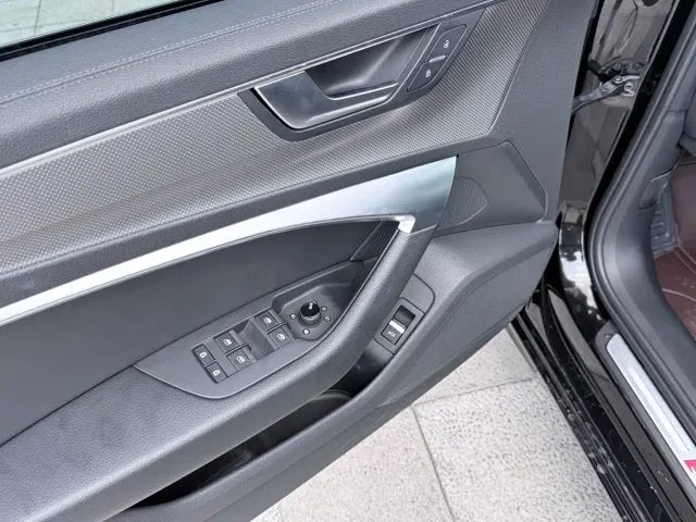 Audi A6L — Фото автомобиля 12