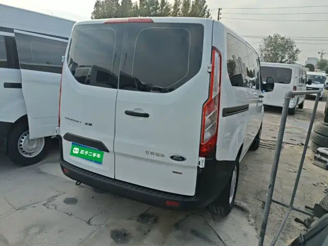 Ford Transit — Фото автомобиля 6