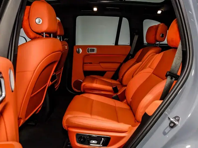 Li Auto L8 — Фото автомобиля 30