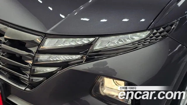 Hyundai Tucson Tucson (NX4) Дизель 2.0 2WD — Фото автомобиля 21