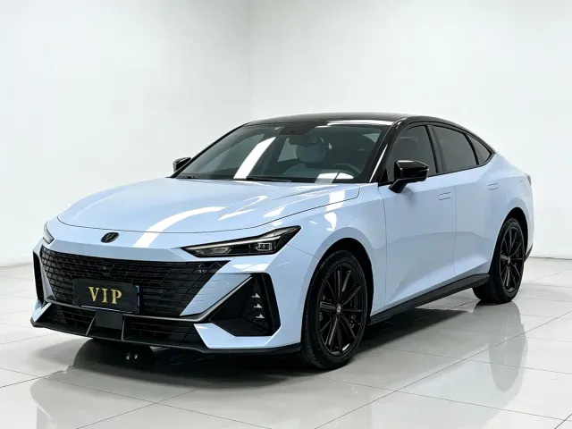 Фотография автомобиля — Changan UNI-V