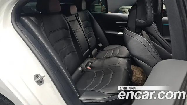 Mercedes-Benz E-Class W214 — Фото автомобиля 16