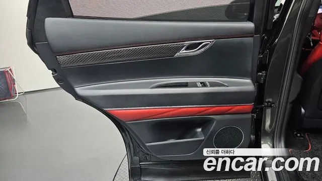 Genesis GV80 — Фото автомобиля 22
