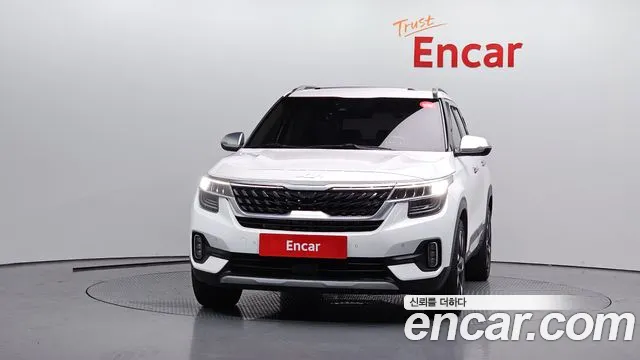 Kia Seltos — Фото автомобиля 3