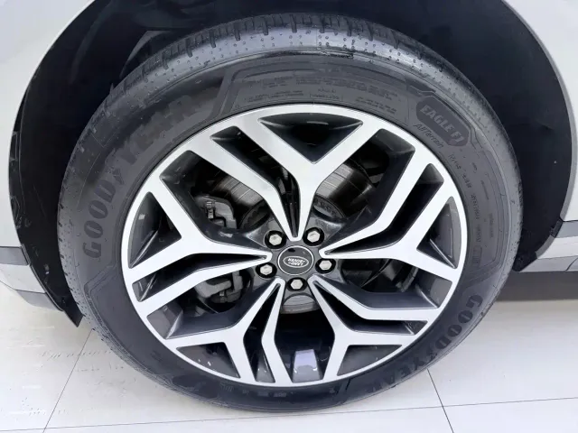 Land Rover Range Rover Evoque — Фото автомобиля 20