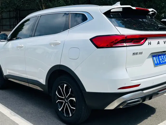 Haval H6 — Фото автомобиля 6