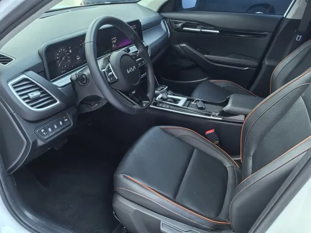 Kia Seltos — Фото автомобиля 6