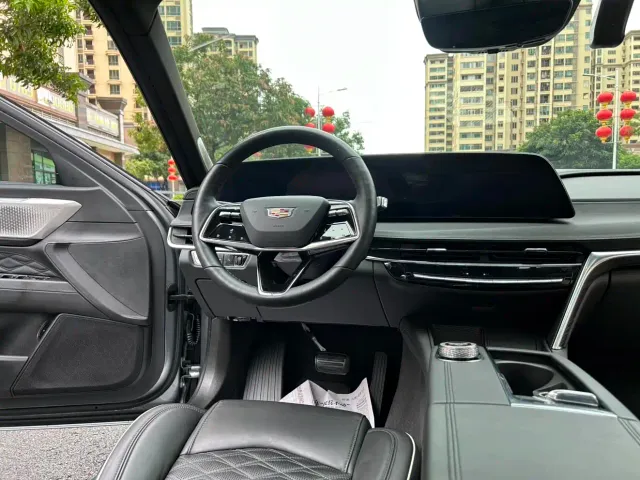 Cadillac CT6 — Фото автомобиля 26