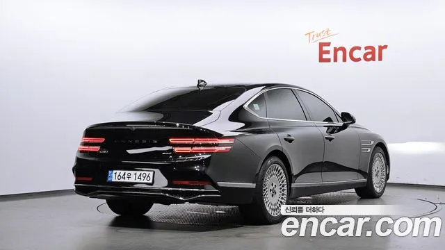 Genesis G80 Бензин 2.5 турбо AWD — Фото автомобиля 2