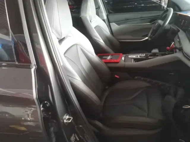 Changan CS75 Plus — Фото автомобиля 24