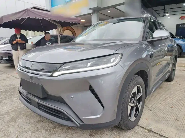 Фотография автомобиля — BYD Yuan UP