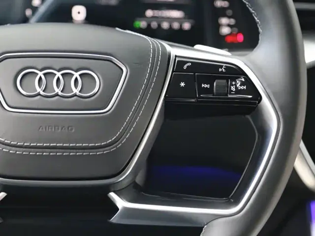 Audi A7L — Фото автомобиля 17