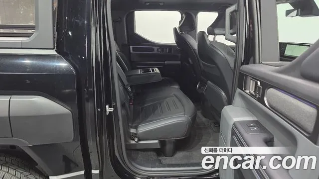 Kia Tasman Tasman 2.5T Бензин 4WD — Фото автомобиля 10