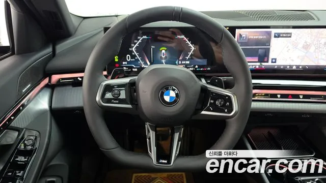 BMW 5 Series G60 — Фото автомобиля 19