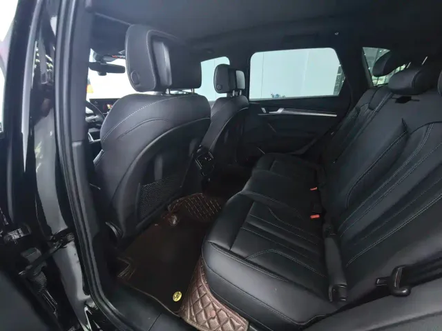 Audi Q5L — Фото автомобиля 14