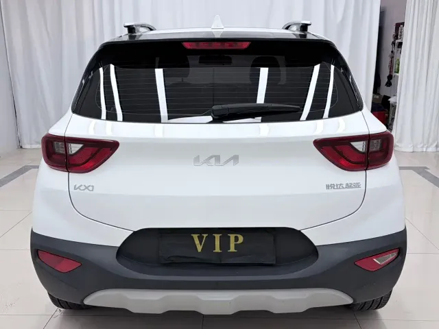 Kia KX1 — Фото автомобиля 5