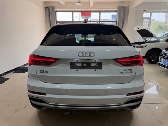 Audi Q3 — Фото автомобиля 5