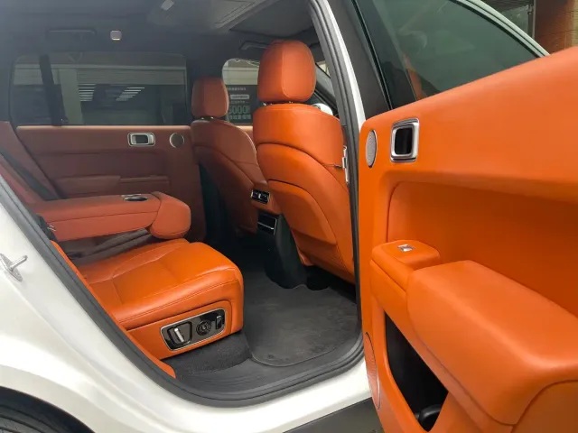 Li Auto L7 — Фото автомобиля 10