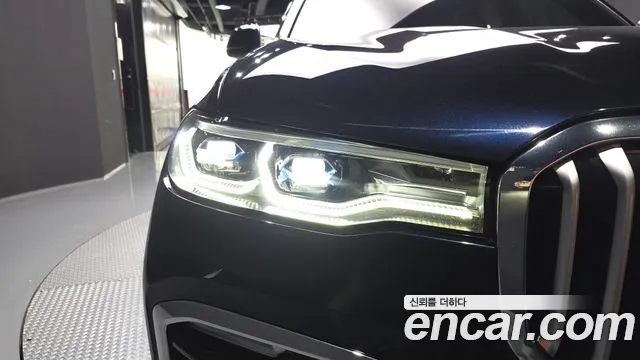 BMW X7 — Фото автомобиля 19