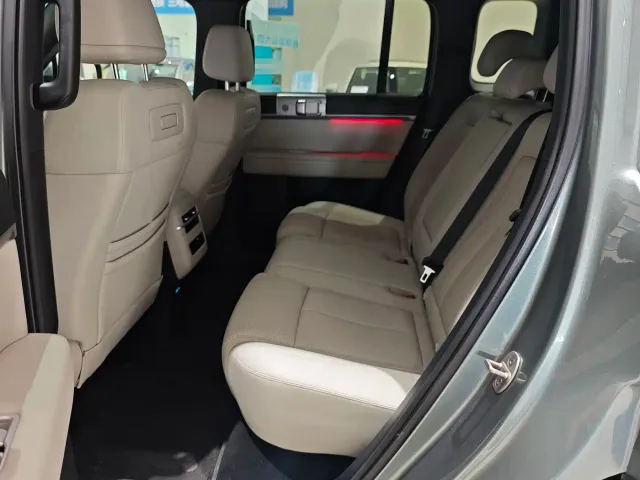 BYD FangChengBao Titanium 7 — Фото автомобиля 11