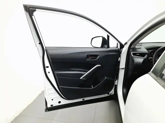 Toyota Frontlander — Фото автомобиля 8