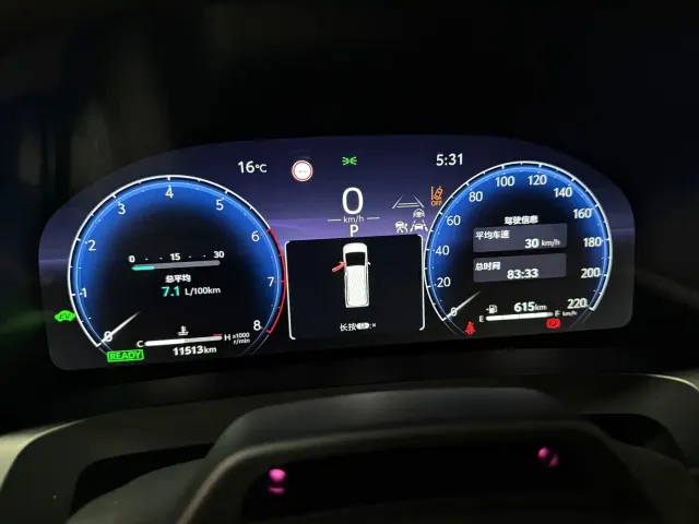 Toyota Alphard — Фото автомобиля 9