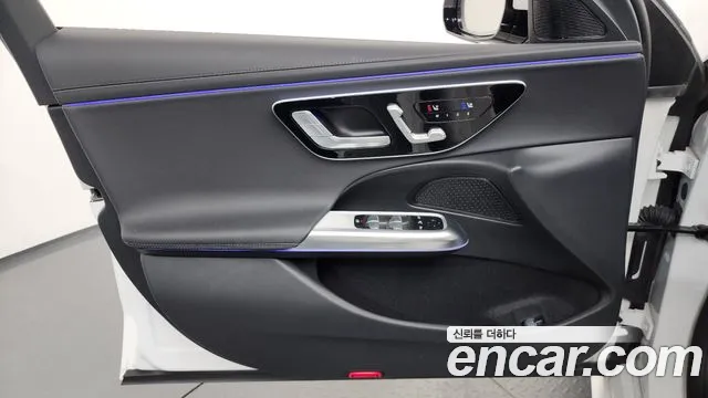 Mercedes-Benz E-Class W214 — Фото автомобиля 24