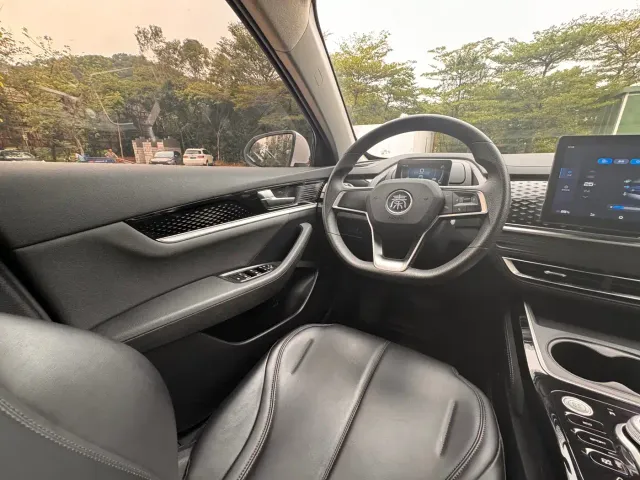 BYD Qin PLUS — Фото автомобиля 10