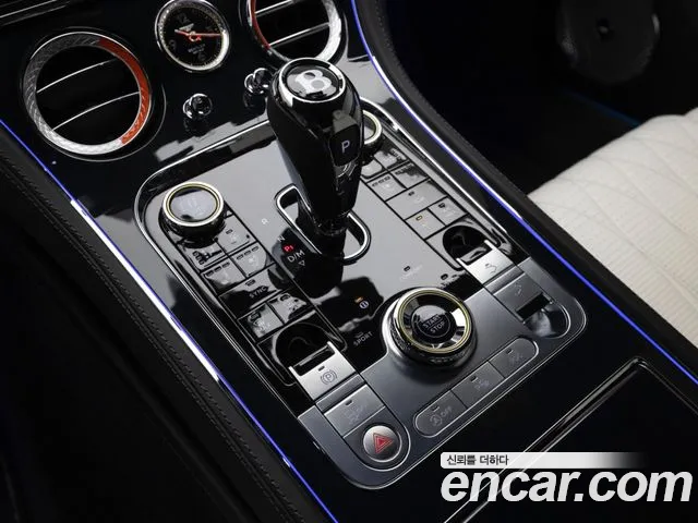 Bentley Continental — Фото автомобиля 15