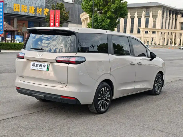Wuling Starlight 730 — Фото автомобиля 17