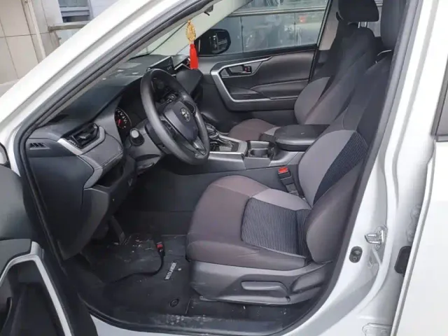 Toyota Wildlander — Фото автомобиля 14