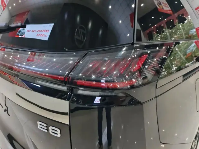 GAC Trumpchi E8 — Фото автомобиля 14