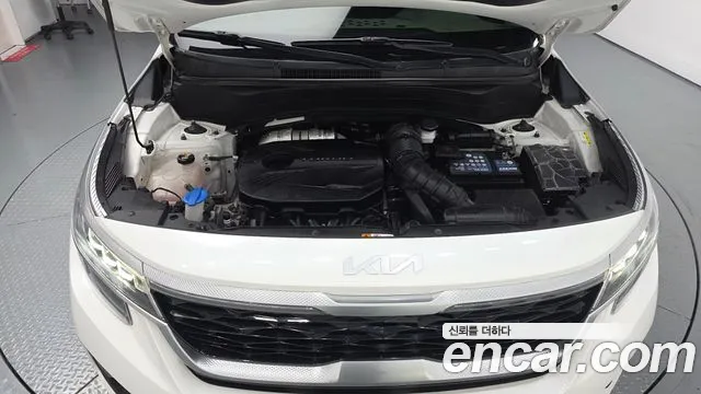 Kia Seltos Seltos Бензин 1.6 турбо 2WD — Фото автомобиля 6