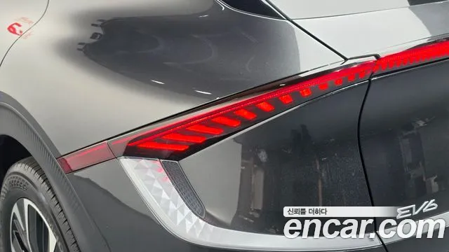 Kia EV6 — Фото автомобиля 8