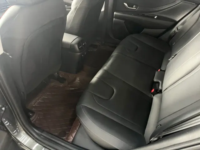 Hyundai Elantra — Фото автомобиля 8