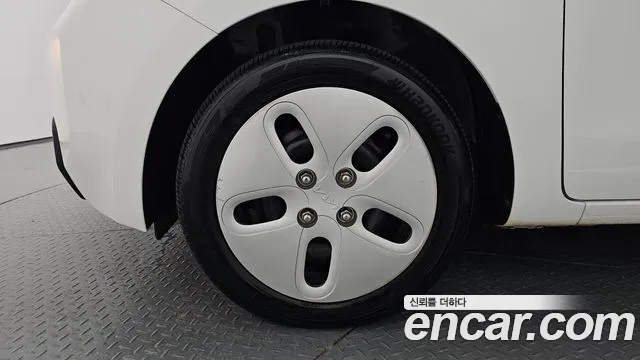 Kia RAY Новый Kia Ray Фургон — Фото автомобиля 5