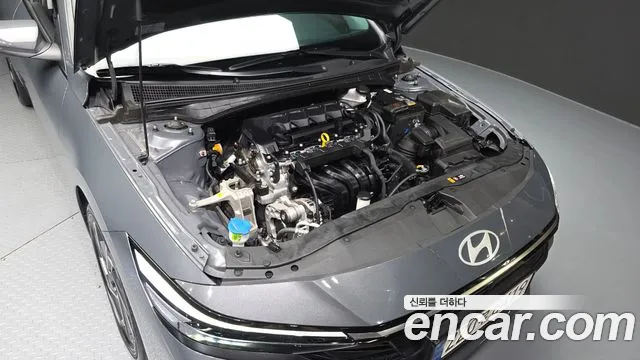 Hyundai Avante CN7 — Фото автомобиля 9