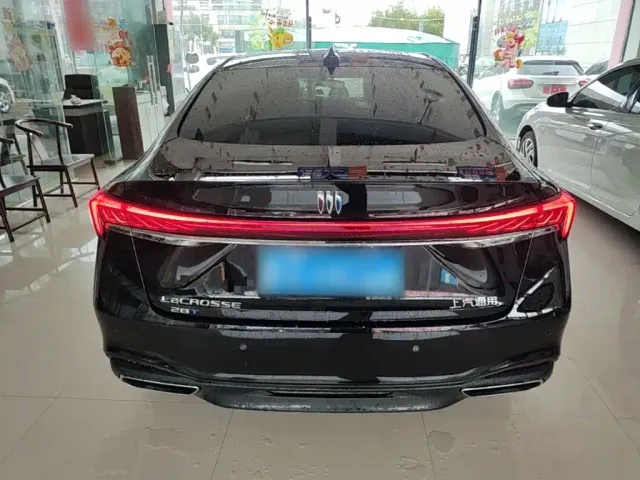 Buick LaCrosse 2023 28T Premium Edition — Фото автомобиля 5