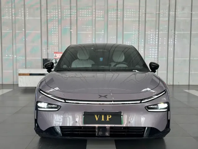 Xpeng P7+ — Фото автомобиля 2